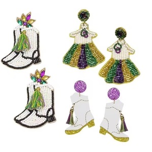 Pendientes florales con cuentas de béisbol, diseño de hoja y flor bordada con cuentas de vidrio naranja, rosa y verde, ideales para fiestas, bodas o como regalo. - Product Image 4