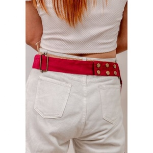 LW Best-seller Sac banane en cuir végétalien personnalisé Sac de ceinture antivol Sac à bandoulière unisexe à la mode pour hommes et femmes - Product Image 5