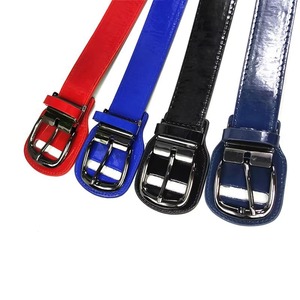 Ceinture en cuir de vachette verni rouge avec boucle à double ardillon, design 3D, style décontracté durable, couleur unie - Product Image 4