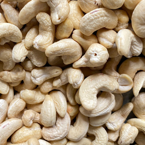 Nueces de Anacardo Directamente de Fábrica, Nueces de Anacardo de Vietnam, Venta al por Mayor de Nueces de Anacardo con Empaque Personalizado de Santiago - Product Image 1