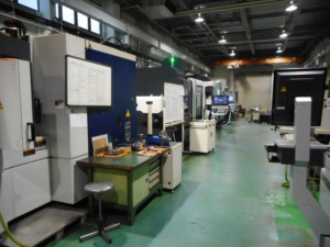 Services d'usinage de précision (Découpe et électroérosion) |   Transformation à haut valeur ajoutée |   De la conception au produit de série |   Japon - Product Image 1