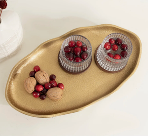 Plateau de service ovale de luxe en métal doré avec pieds, plat décoratif moderne pour la décoration de la maison, hôtel, restaurant, ou comme cadeau. - Product Image 2