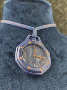 Montre de sport vintage de luxe pour homme, boîtier en plastique, bracelet en plastique, mouvement à quartz analogique, aiguilles lumineuses, forme ronde, cadran de 38 mm - Product Image 2