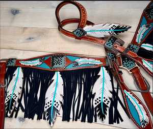 Ensemble de harnais équestre décoratif en cuir occidental personnalisé avec logo, franges en plumes et incrustations turquoise pour l'équitation 2026 - Product Image 2