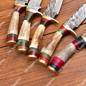 มีดเหล็กดามัสกัสคมกริบสำหรับขายส่ง ทำเองได้ ใช้ในชีวิตประจำวัน ตั้งแคมป์ ล่าสัตว์ มีดขนาดเล็ก ด้ามทำจากเขาสัตว์ พร้อมปลอกหนัง รับผลิตแบบ OEM/ODM/OBM - Product Image 3