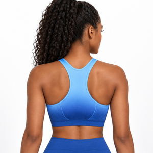 เสื้อชั้นในกีฬาแบบ Racerback คุณภาพสูงสำหรับผู้หญิง พร้อมโลโก้ด้านหน้า ให้การรองรับที่สบาย ผลิตจากผ้าที่มีน้ำหนักเบา เหมาะสำหรับการออกกำลังกายและการฝึกซ้อมประจำวัน - Product Image 5