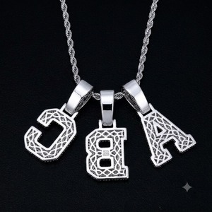 Hip Hop, Mode Urbaine, Culture Rap de Rue, Rapper, Style de Vie de Luxe, Célébrité, Look Audacieux et Spectaculaire, Design de Lettres Serties de Moissanite - Product Image 3