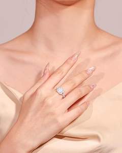 แหวนพลอยโอปอลไฟในตัวเรือนเงินแท้ 925 สำหรับเจ้าสาวในงานแต่งงาน - Product Image 2