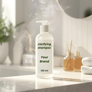 Champú Clarificante con Fórmula de Limpieza Profunda que Elimina la Acumulación de Residuos de Aceite con Árbol de Té y Limón para un Cabello Fresco, Limpio y Saludable - Product Image 1