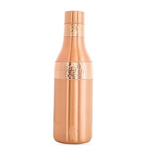 Bouteille d'hydratation et de stockage en cuivre martelé esthétique de qualité supérieure pour la santé quotidienne - Product Image 5