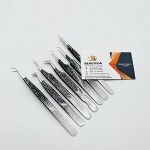Pince à épiler en acier inoxydable de haute qualité pour extensions de cils Logo privé testé Conseils de volume - Product Image 1