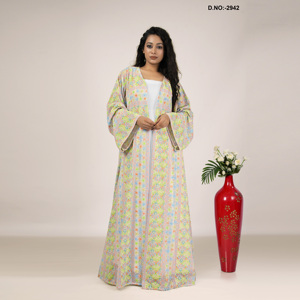 Tissu Georgette de qualité supérieure à finition douce avec broderie Chikankari élégante faite à la main pour vêtements de créateurs, disponible à la vente - Product Image 6