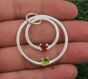 Vintage Natural <b>Peridot</b> Garnet Platinum Plated 925 Sterling Silver Multi Gemstone Necklace Charm Dainty Green Red Stone Jewelry - Product Image 2