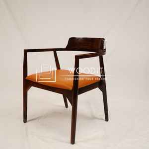 เก้าอี้ทานอาหารทันสมัยหุ้มหนังแท้ ขาไม้เนื้อแข็ง ทนทาน ปรับแต่งได้ เหมาะสำหรับร้านอาหาร คาเฟ่ บาร์ และโรงแรม - Product Image 3