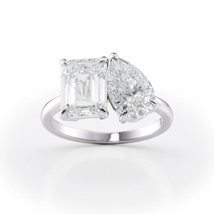 Bague de fiançailles de luxe pour femme Toi Et Moi en or massif 14K avec diamant de laboratoire émeraude et poire 2 carats certifié IGI - Product Image 5