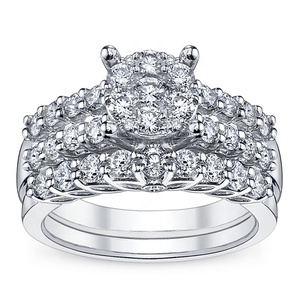 Anillos de Compromiso y Matrimonio Solitario con Diamantes Naturales Certificados para Hombre y Mujer - Product Image 1