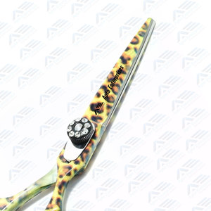 Tijeras de peluquero con tamaño y logotipo personalizados, tijeras de corte de pelo de alta calidad, mango de acero, instrumentos de belleza de borde afilado - Product Image 2