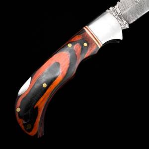 Couteau de poche pliant artisanal sur mesure en acier Damas OEM, EDC, avec système de verrouillage, manche en bois Pakka teinté bicolore et étui en cuir - Product Image 5
