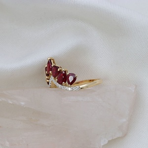 Wholesale 14k Yellow Gold Natural Pear Cut Ruby Diamond Chevron <b>Crown</b> <b>Ring</b> Memoria Jewels - Product Image 6