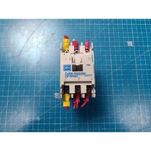 CUTLER-HAMMER CE15FNS3 IEC คอนแทคเตอร์แม่เหล็ก ใช้เป็นอะไหล่อุปกรณ์เซมิคอนดักเตอร์รุ่นเก่า - Product Image 3