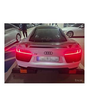 Audi R8 5.2 V10 Plus Coupé, Modelo Noviembre 2017, 69,775 km, con Volante a la Izquierda - Product Image 2