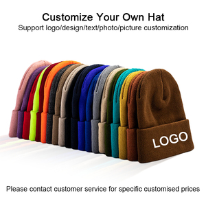 Gorro Unisex Negro de Harry Johnson Production con Bordado de la Reina, 100% Acrílico, Gorro Casual de Invierno para Adultos con Diseño Plegado - Product Image 4