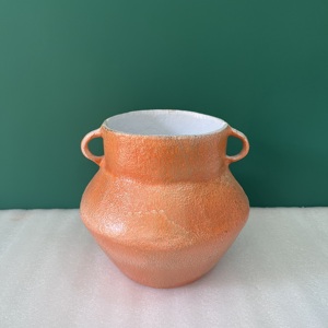 Maceta Moderna de Aluminio de Alta Calidad con Textura Naranja y Asas, Florero de Mesa para Interiores, Hogar y Jardín - Product Image 5