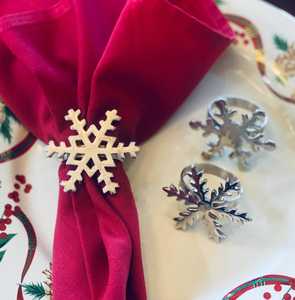 Ensemble de 3 anneaux de serviette en métal argenté vintage en forme de flocons de neige, différentes formes de flocons de neige, décoration de table de Noël - Product Image 5
