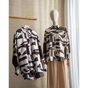Camisa Informal con Estampado Floral para Mujer, Diseño Geométrico Eloise, Tejido de Algodón, Talla Grande, Decoración con Botones, para Verano y Otoño - Product Image 1