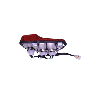 Produit indien de haute qualité : Feu arrière droit ASSLY TAIL LIGHT RH REFL pour tricycle, à vendre - Product Image 3