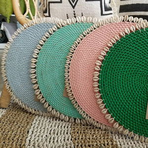 Nouvelle collection de sets de table ronds en rotin avec coquillages, fabriqués au Vietnam, OEM ODM, couleur au choix, meilleur prix de gros - Product Image 1