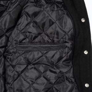 Veste universitaire noire à manches rouges pour homme, en laine et cuir de qualité supérieure, veste de style Letterman, fabricant OEM personnalisé - Product Image 3