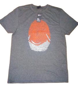 เสื้อยืดผู้ชาย TrendAura Color Rich Print ให้ความรู้สึกพรีเมียม สวมใส่สบาย เหมาะสำหรับใส่ไปเรียน ใส่ในชีวิตประจำวัน และกิจกรรมกลางแจ้ง - Product Image 2