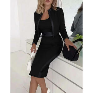 Conjunto de faldas personalizadas OEM hechas en Pakistán para mujer, top corto con capucha y estampado de logotipo informal, conjunto de faldas con capucha para invierno. - Product Image 5