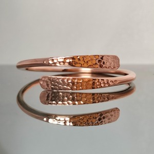Anillos Decorativos Únicos de Cobre en Espiral para Joyería de Moda, Anillos de Cobre Acabados a Mano, Conjunto de Joyería para el Bienestar - Product Image 3