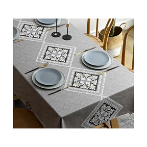 Nappe brodée en coton à bordure bleue naturelle certifiée GOTS Durable 70x120 pouces pour les réunions de famille New Wholesale - Product Image 5