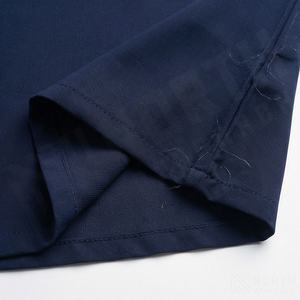 Abaya de créateur élégante et de qualité supérieure, design unique et spacieux, disponible à la vente, couleur personnalisable - Product Image 6