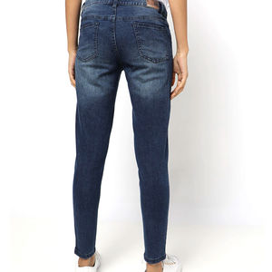 Jeans pour femmes, dernier design, jeans délavés, mode décontractée, jeans en denim respirant à séchage rapide, OEM personnalisé - Product Image 4