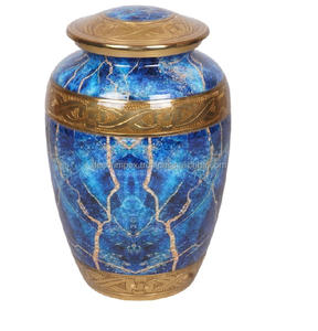 Urne funéraire en métal Urne commémorative décorative personnalisée durable avec design poli au prix de gros - Product Image 1