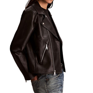 Vêtements d'extérieur de qualité supérieure et confortables pour femmes, veste en cuir d'hiver conçue pour une tenue durable et un style élégant - Product Image 5