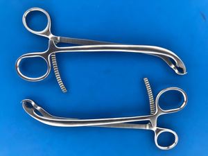 เครื่องมือผ่าตัดกระดูก STKR INTERNATIONAL Bone Holing Verbrugge Forceps  วัสดุสแตนเลส ได้รับการรับรองมาตรฐาน CE จำนวน 2 ชิ้น รับประกัน 1 ปี - Product Image 3