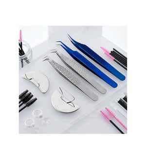 Pinzas Profesionales de Acero Inoxidable Curvadas para Pestañas, Punta de Fibra, Volumen Ruso, Agarre de Diamante de Precisión, Herramienta para Recoger Pestañas - Product Image 1