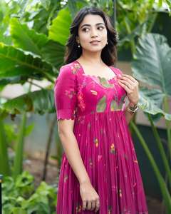 ชุดเดรสยาวพิมพ์ลายดอกไม้สไตล์ลำลองน่ารักแฟชั่นใหม่ประจำฤดูร้อนปี 2026 ของ AARYA แบบหลวมสไตล์ตะวันตกสำหรับผู้หญิง แขนยาวครึ่งแขน ซักได้ - Product Image 4