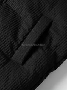 Chaqueta acolchada para hombre hecha a medida 2024, abrigo de invierno impermeable de alta calidad con decoración de piel, precio al por mayor - Product Image 2