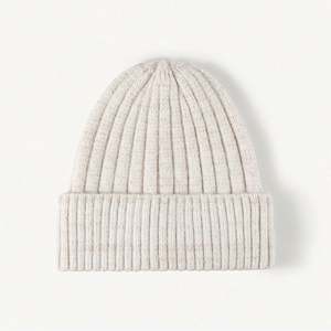 Gorro de Punto de Lana con Orejeras para Mujer, Cálido y Grueso, de Piel de Conejo, para Otoño e Invierno - Product Image 1