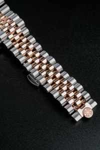 นาฬิกาข้อมือผู้ชายอัตโนมัติ รุ่น Alexander Ferros 8021D/01 ขนาด 40 มม. ตัวเรือนสแตนเลส สายแบบผีเสื้อ กระจกแซฟไฟร์ กันน้ำ ดีไซน์หรูหรา พร้อมกลไกจักรกล - Product Image 5