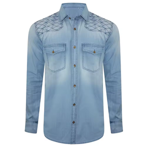 Chemise en jean bleu délavé pour homme Enzyme Medium, en coton, manches longues, poche poitrine, fermeture boutonnée, coupe décontractée - Product Image 5