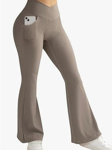 Pantalones acampanados acanalados personalizados al por mayor, leggings de yoga y fitness con cintura elástica en forma de V y bolsillo - Product Image 4