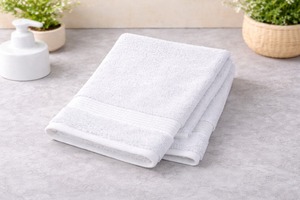 Serviette de bain en microfibre blanche, séchage rapide, absorbante, tissée, douce, pour hôtel et usage domestique - Product Image 1
