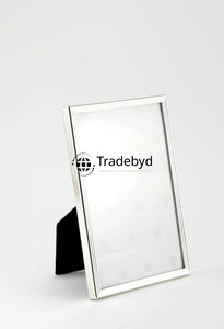 Cadre photo en métal de qualité supérieure, élégant, pour table, par Tradebyd - Product Image 2